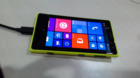 [Windows phone] Nokia Lumia 1020 Yellow