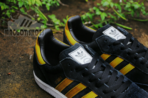 Terjual Adidas Samba Black Gold Suede 