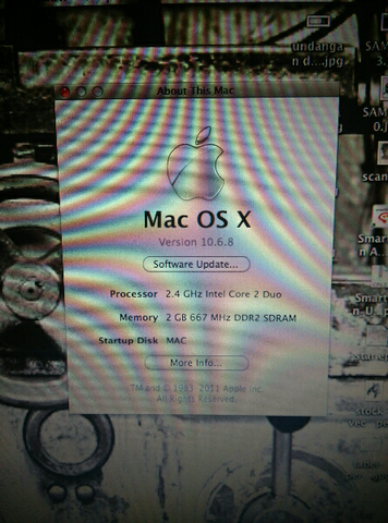 MacBook white