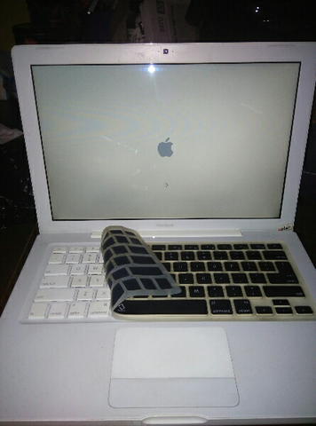 MacBook white