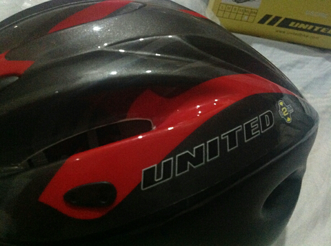 Helm UNITED RAPTOR F22