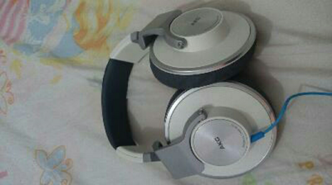 WTS Headphone AKG K551