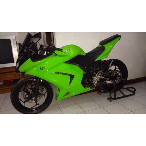 Terjual FS : Ninja 250 2012 hijau modif ringan  KASKUS