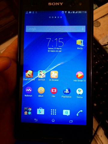 Dijual cepat B.u sony xperia C3 dual msh mulus