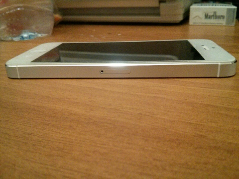 JUAL IPHONE 5 32 GB WHITE, MULUS, GARANSI