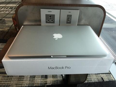 Macbook Pro 13,3" Retina Display (2015) MF839. MINT Condition, Fullset.