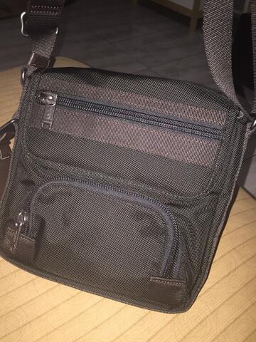 WTS TUMI MESSENGER FOR IPAD MINI NEW