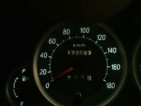Dijual mobil avanza tahun 2005
