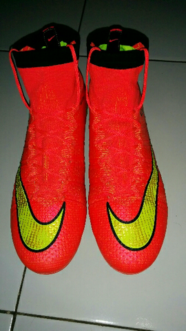 mercurial vapor superfly 4