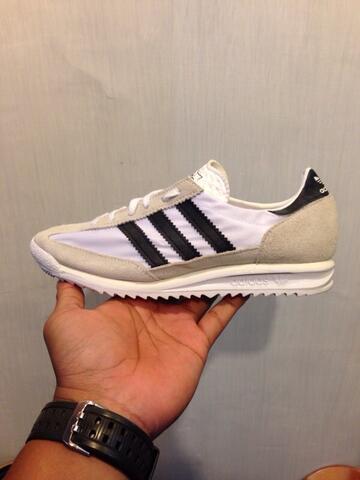 WTS ADIDAS WOMEN SIZE ORIGINALS Dragon & SL 72