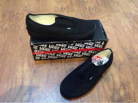 Vans Original BNIB Authentic , Gilbert Crocket & Rowley Pro ! malang original !