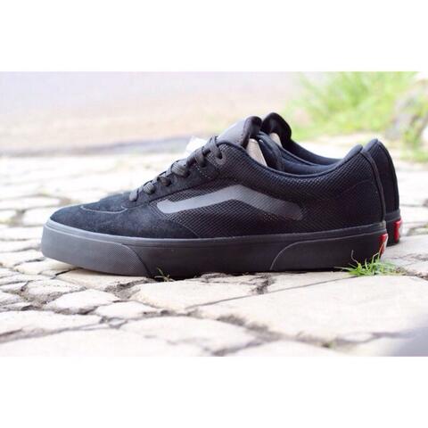 wts Vans Rowley Pro Lite blackout