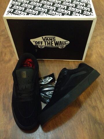 wts Vans Rowley Pro Lite blackout