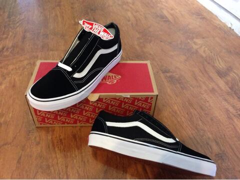 WTS VANS OLD SKOOL ORIGINALS BNIB MASUP DULU
