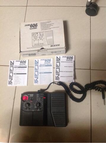 Efek Gitar Zoom 606 second murah!