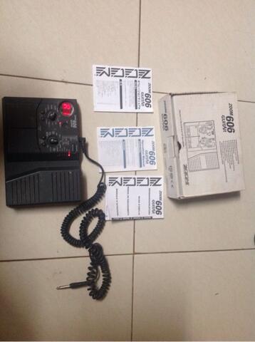 Efek Gitar Zoom 606 second murah!