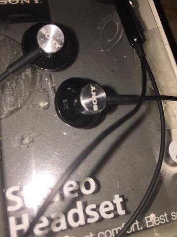 wts sony headset sth 30 black. mint condition. cod bandung.