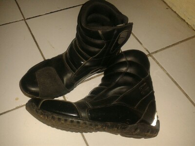 dijual sepatu motorcross raver size 42