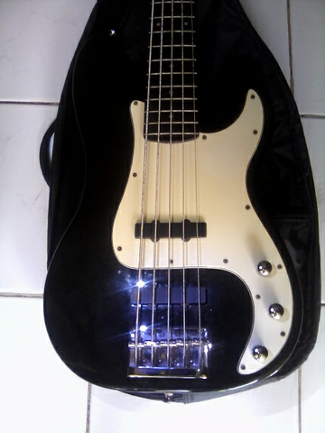 bass squier precesion special standart series mii
