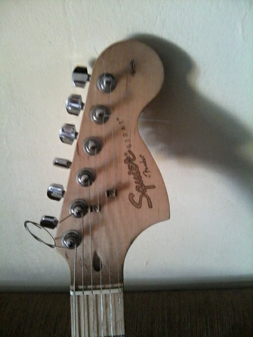 squier affinity series kepala bagol