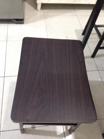 meja makan 4 kursi