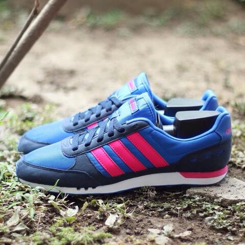 FS ADIDAS NEO CITY RACER originals