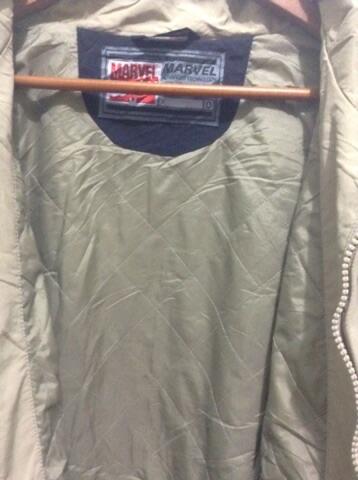 Terjual Jaket Marvel Comic Official 