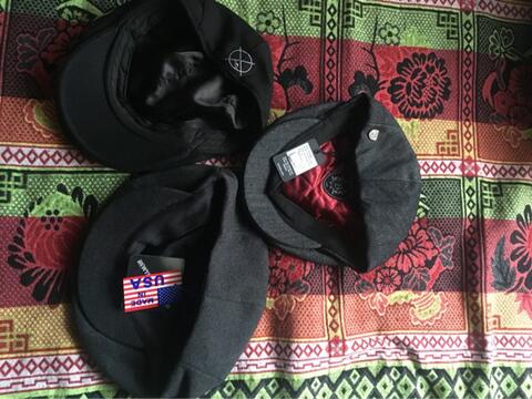 Terjual BRIXTON RIP CURL hat fedora 