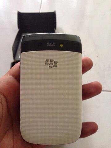 Blackberry 9810 Torch 2 putih ex garansi