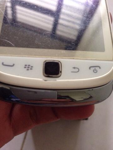 Blackberry 9810 Torch 2 putih ex garansi