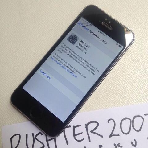 iPhone 5S 64gb Grey LCD Retak FU