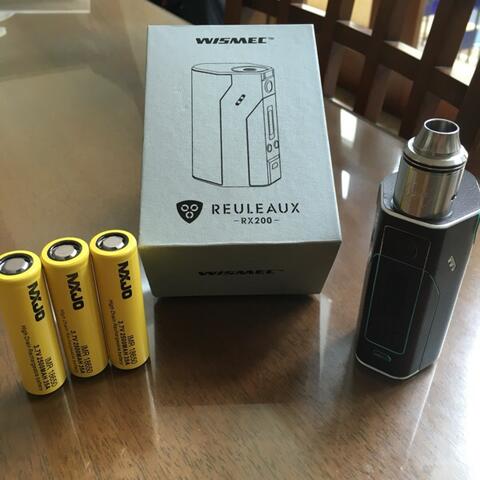 Wismec Reuleaux RX200 + Wismec Indestructible