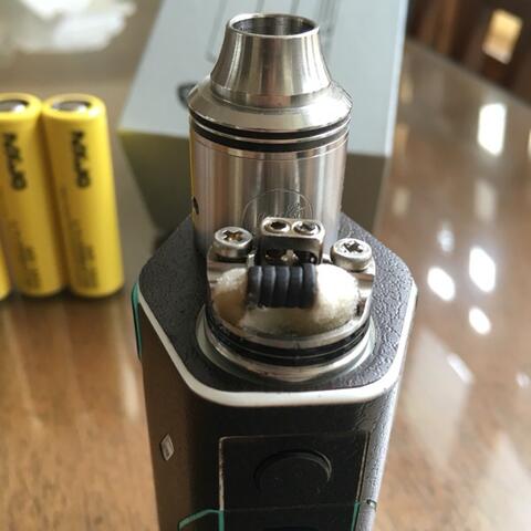 Wismec Reuleaux RX200 + Wismec Indestructible