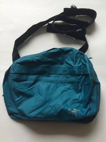 arcteryx sling pack