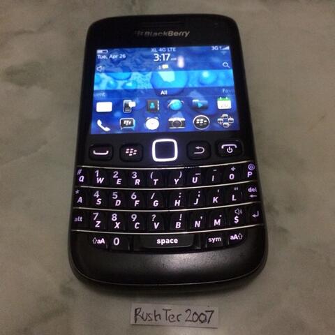 Blackberry BB 9790 Bellagio Onyx 3 second