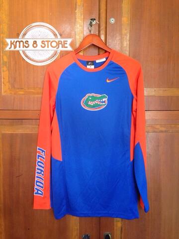 Terjual Shooting shirt nike ncaa ( not 