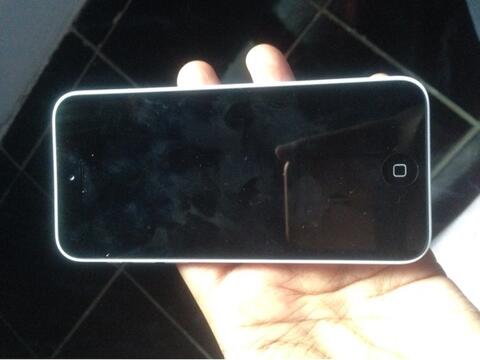 iphone 5c 16gb white lengkap mulus terawat gan