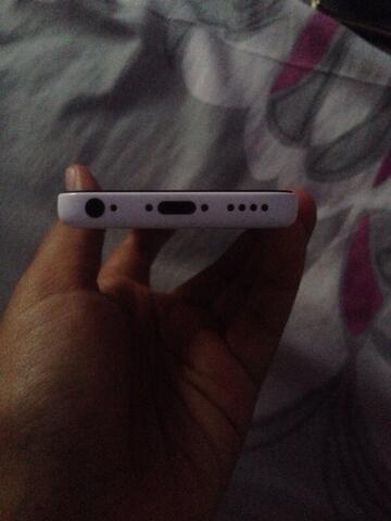 iphone 5c 16gb white lengkap mulus terawat gan