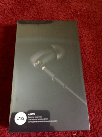 Q-Jays References Earphones for IOS/Android