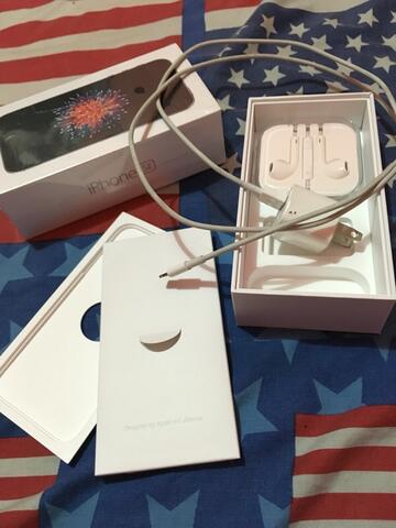Dijual iPhone SE 16GB Silver Grey Second