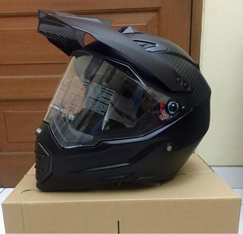 Helm AGV AX-8 Dual Carbon