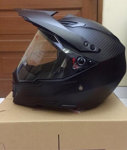 Helm AGV AX-8 Dual Carbon