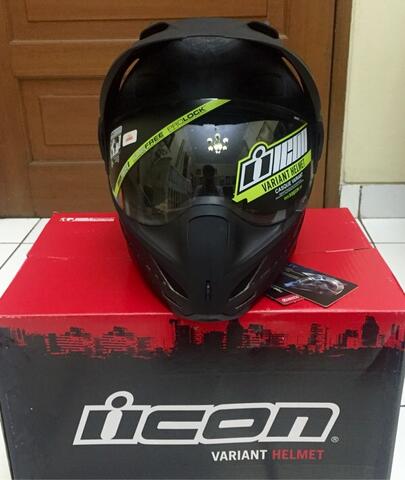 Helm Supermoto Icon Variant Black Construct size Large BNIB