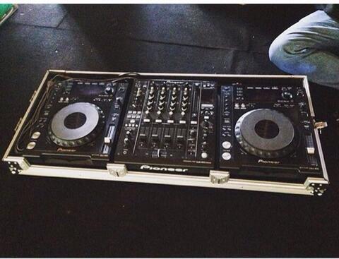 ++case245 flightcase custom dj controller pioneer, nexus, traktor