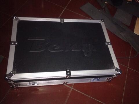 ++case245 flightcase efek gitar and bass