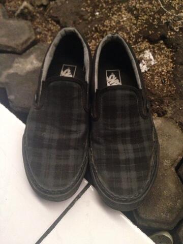 Vans slip on hitam original GSI sz 8us/40,5 BANDUNG