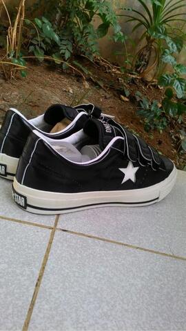 converse velcro leather