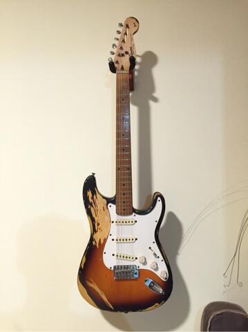 relic squier strat