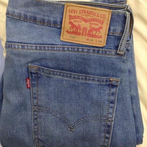 celana panjang jeans levis ukuran 34
