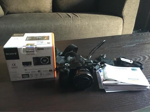 Sony Mirrorless Alpha 6000 Lens Kit 16-50mm Mint Condition